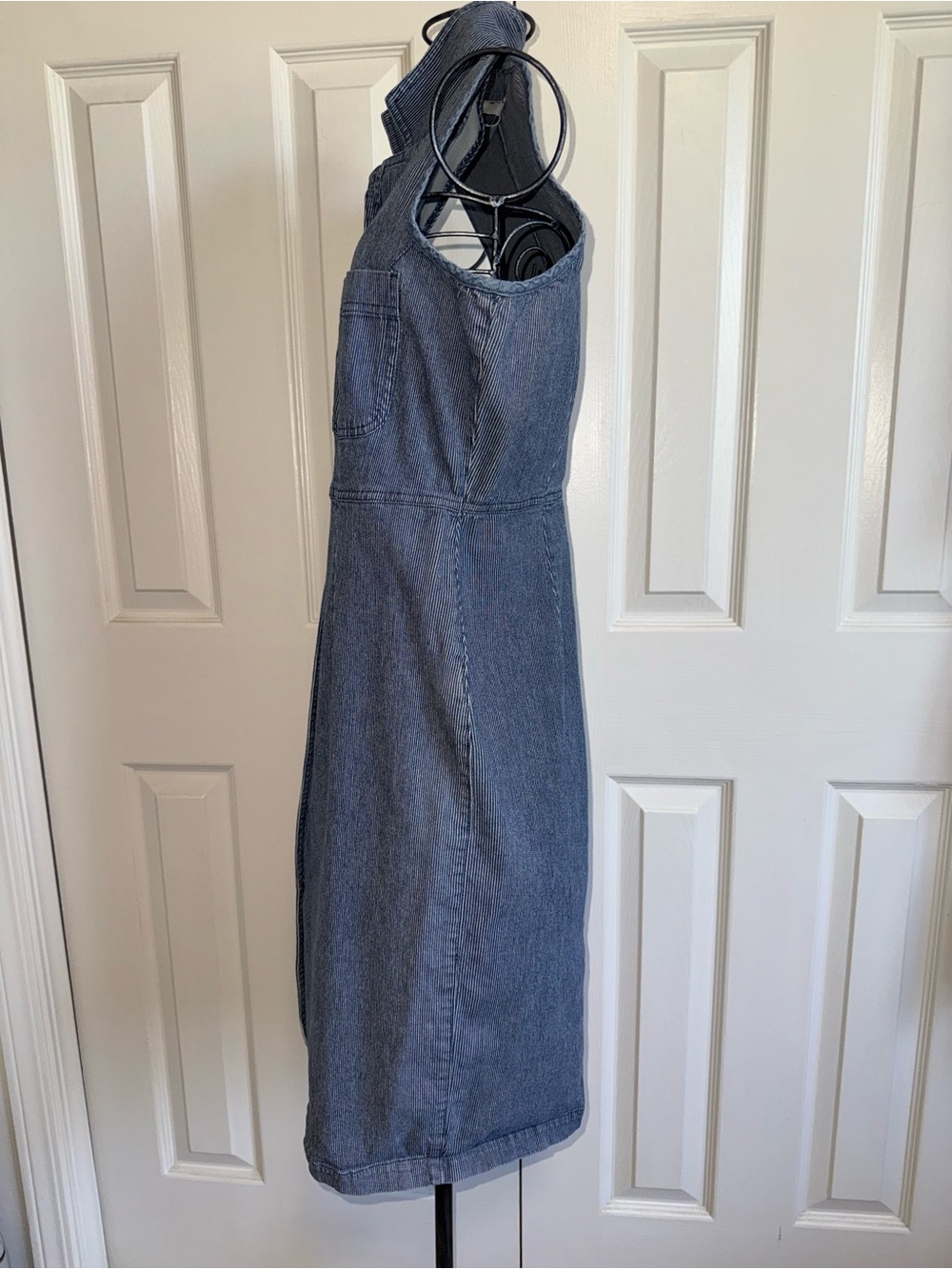 Liz Claiborne Sleeveless Denim Midi Dress. Nice stretch 98% cotton 2% spandex. 4 - Picture 5 of 7